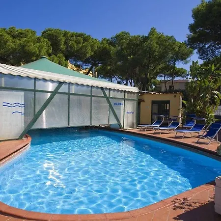 ホテル Parco Verde Terme イスキア島